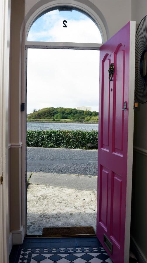 The Pink Door Westport Acomodação com café da manhã Exterior foto
